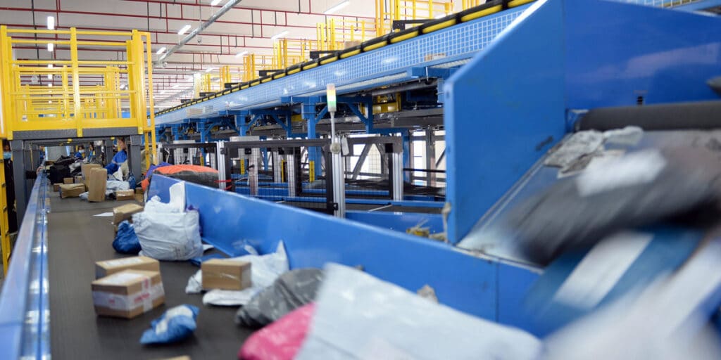 2 kkm helical hypoid gear reducer express sorting conveyor system logistics automation application