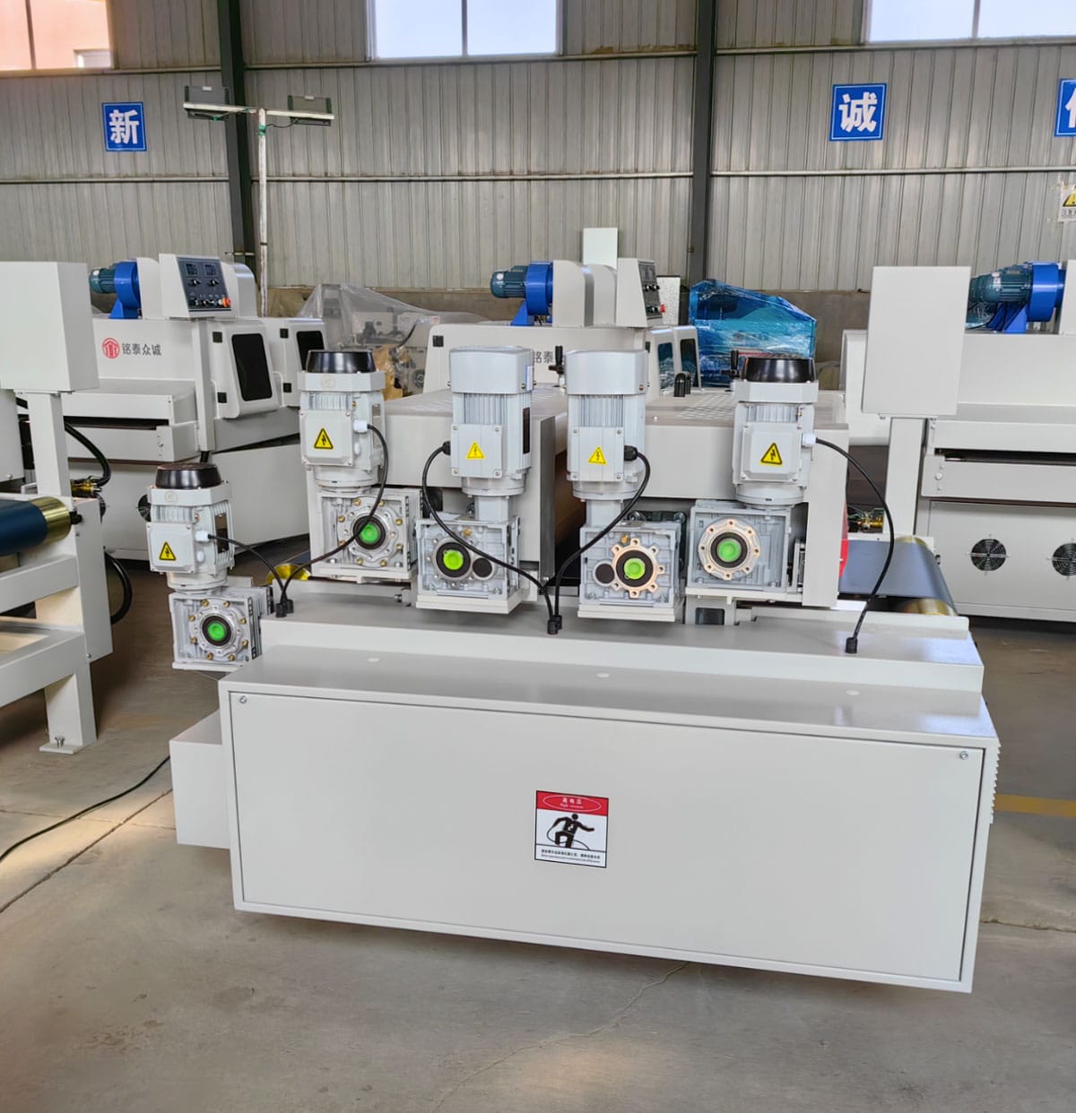 kkm helical hypoid gear reducer woodworking machinery cutting milling equipment application